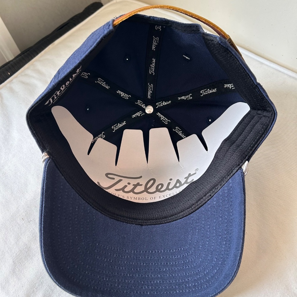 Titleist Navy Blue Cap with White Embroidered Logo - Picture 4 of 6